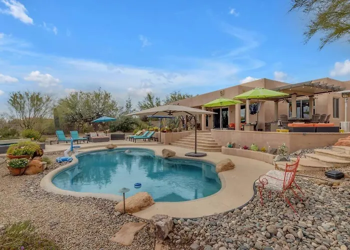 Holiday home Desert Retreat With Dream Backyard Scottsdale