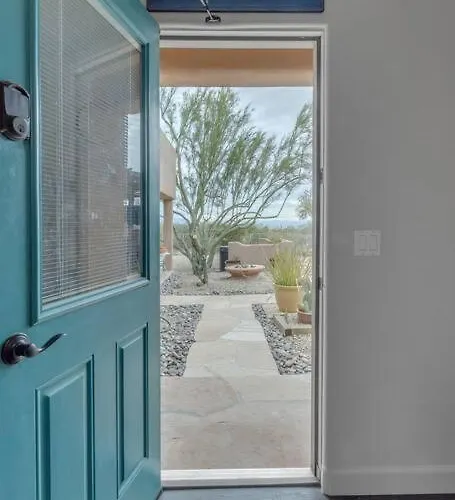 Desert Retreat With Dream Backyard Holiday home