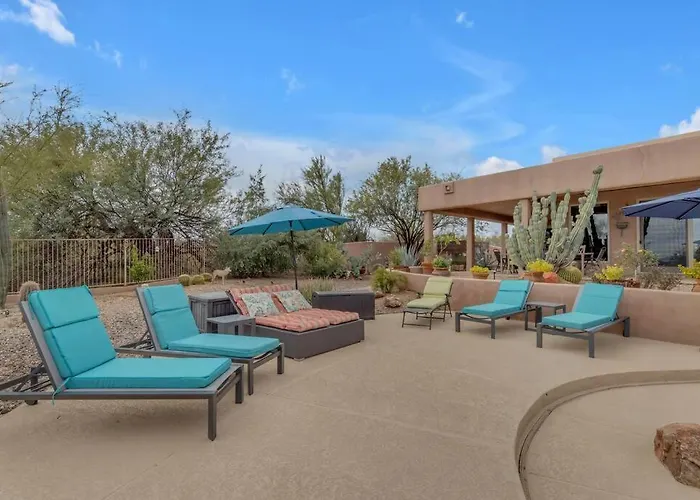 Desert Retreat With Dream Backyard Scottsdale